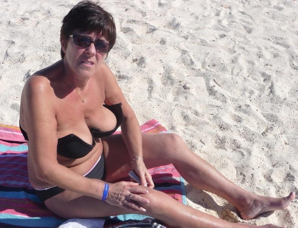 25P Xhamster moms 2