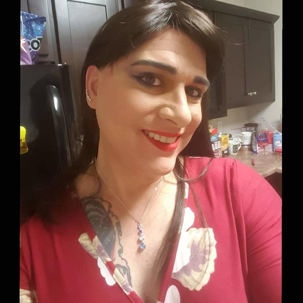 10P Ladyman (sexy face for cum and comments)