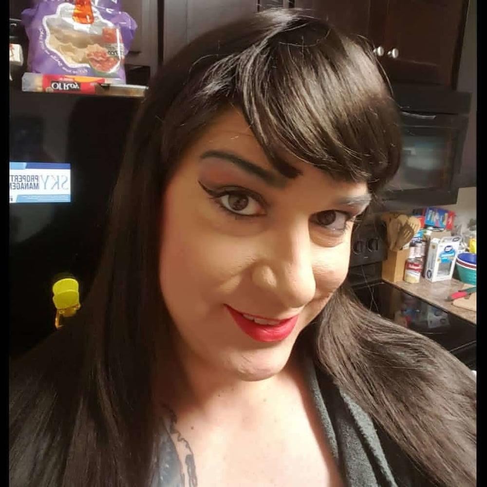 10P Ladyman (sexy face for cum and comments)