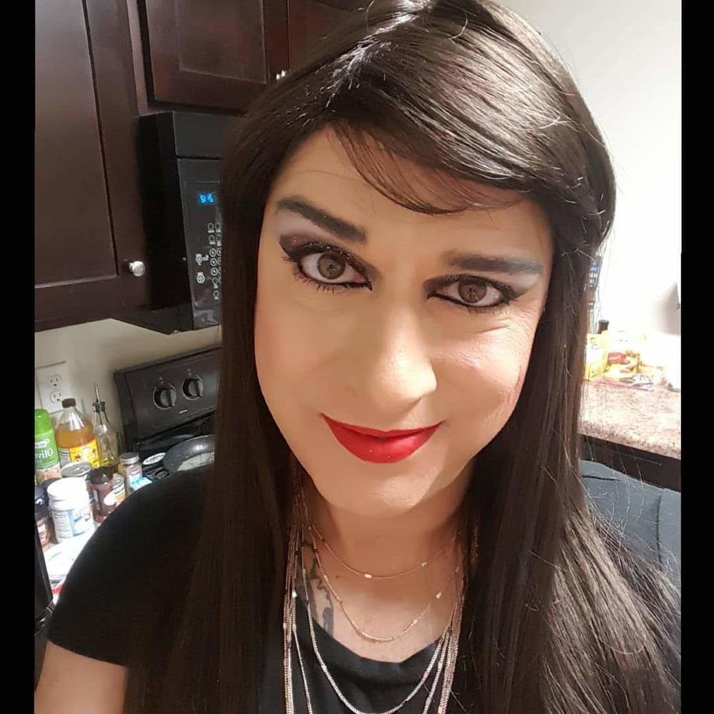 10P Ladyman (sexy face for cum and comments)