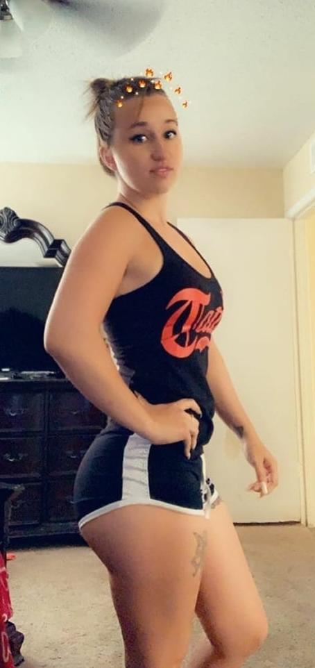 25P Booty Instagram girl