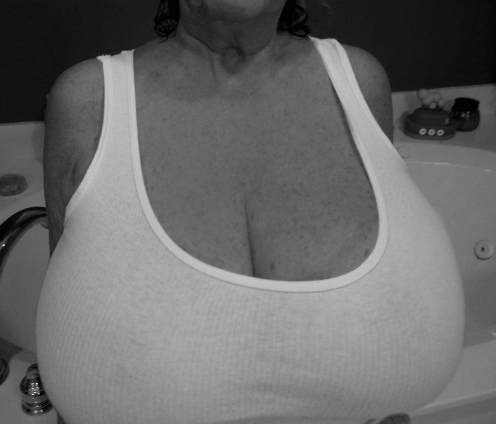 11P Marti and Her Huge Natural Big Mature Boobs