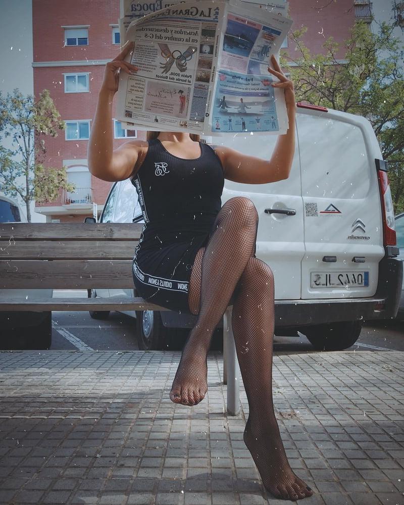 25P Single, Air Hostess, Lesbian, Sexy Girl Who Loves Stockings