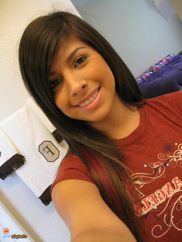 25P Webslut homemade - Real 18 brunette teen