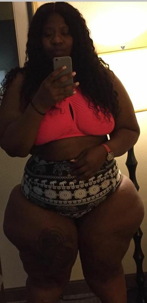 25P Big booty wide hip mega pear bbw Azanda
