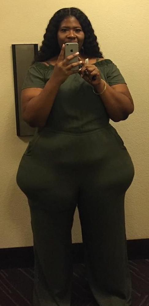 25P Big booty wide hip mega pear bbw Azanda