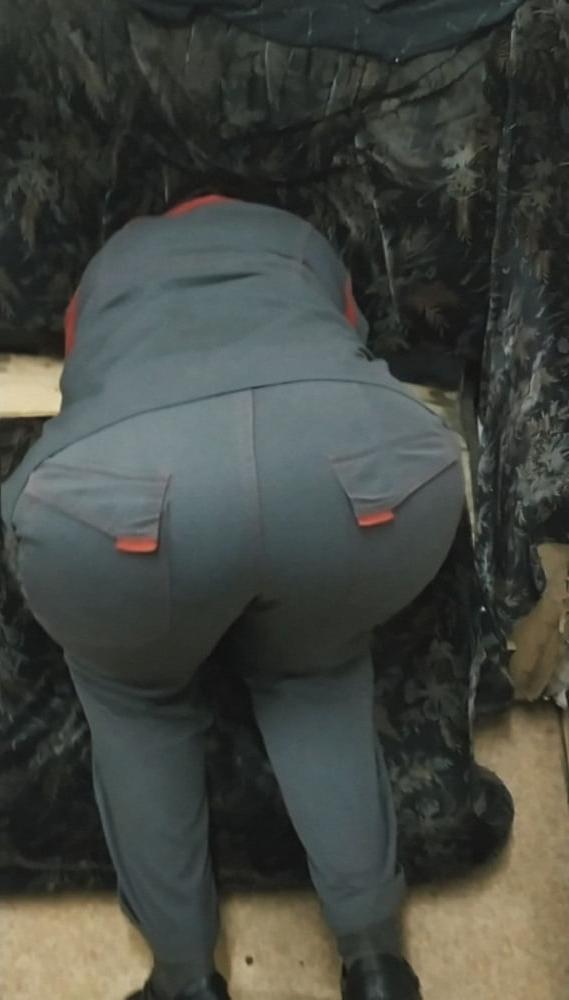6P mom ass milf 4