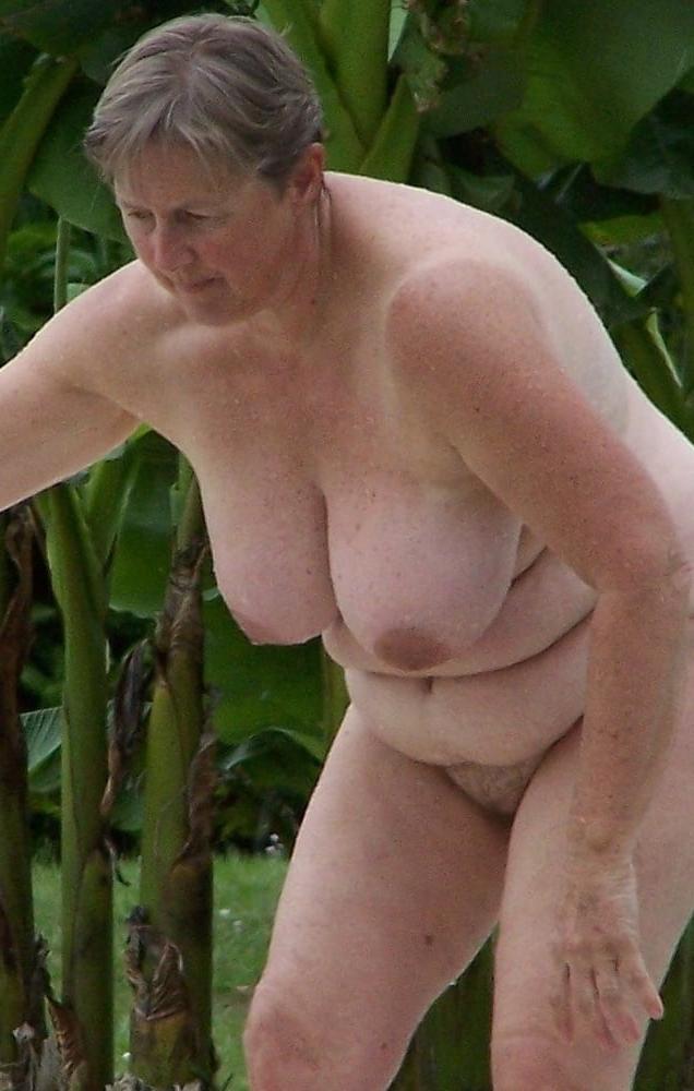 20P my wife's big boobs-3