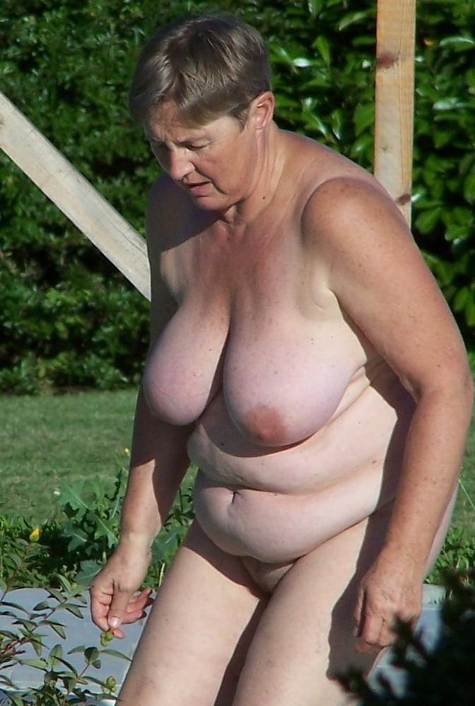 20P my wife's big boobs-3
