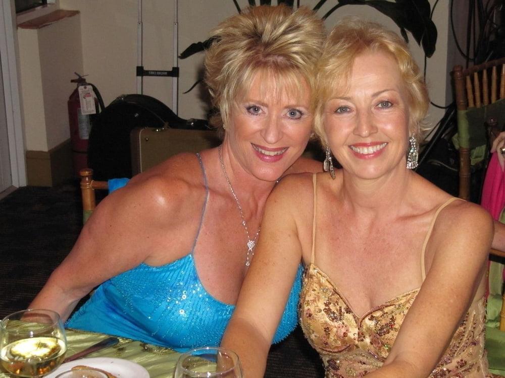 25P MILFS MIX 119
