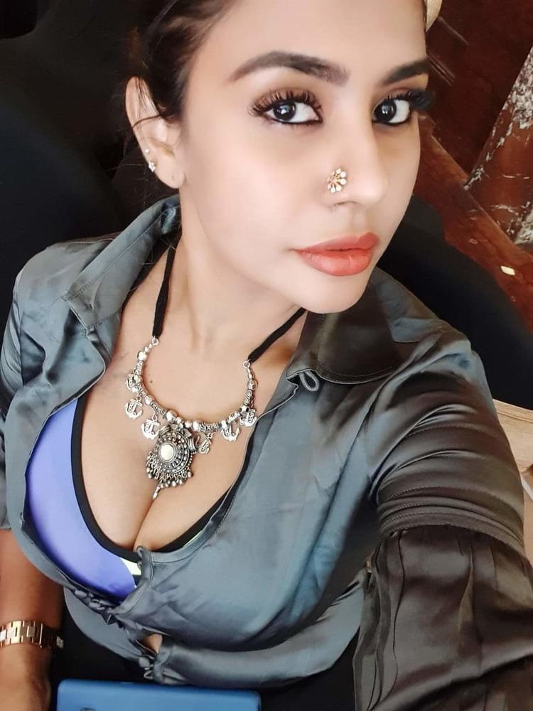 25P Sexy Boobs Sri Reddy