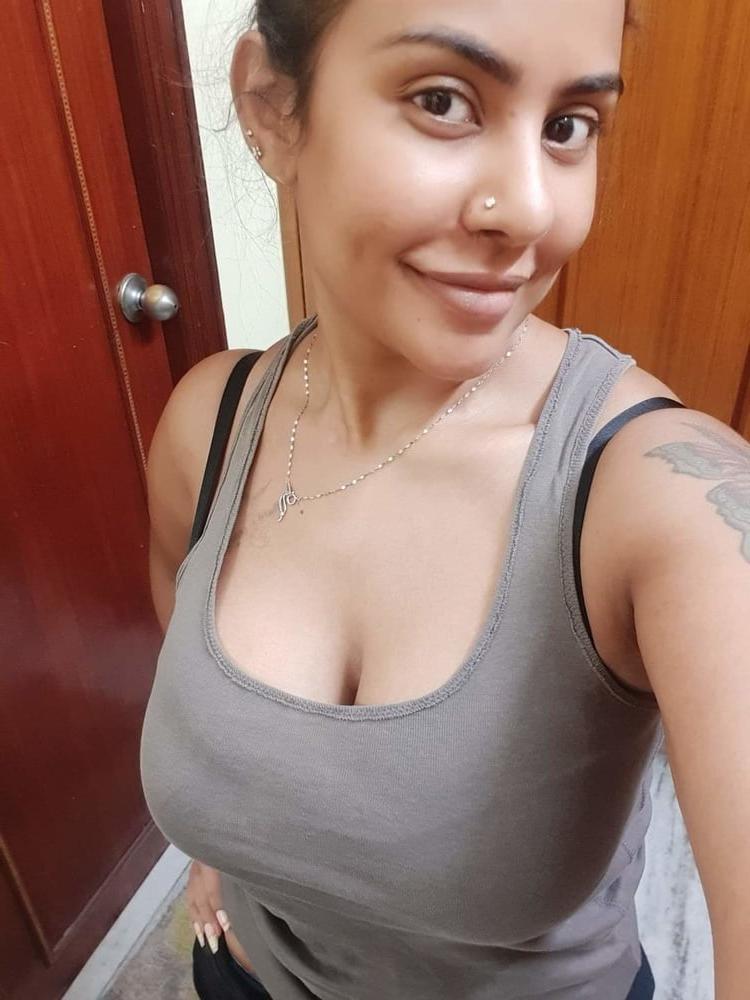 25P Sexy Boobs Sri Reddy
