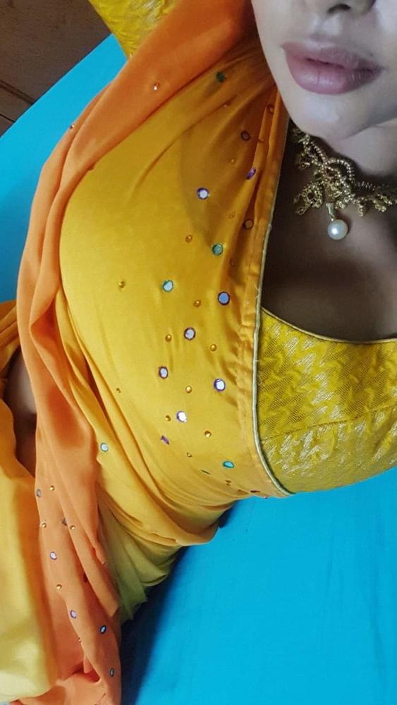 25P Sexy Boobs Sri Reddy