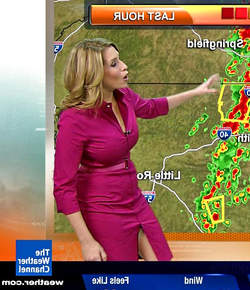 25P Weather Channel Babe: Stephanie Abrams