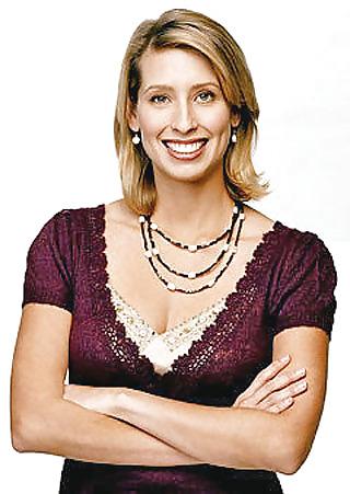25P Weather Channel Babe: Stephanie Abrams