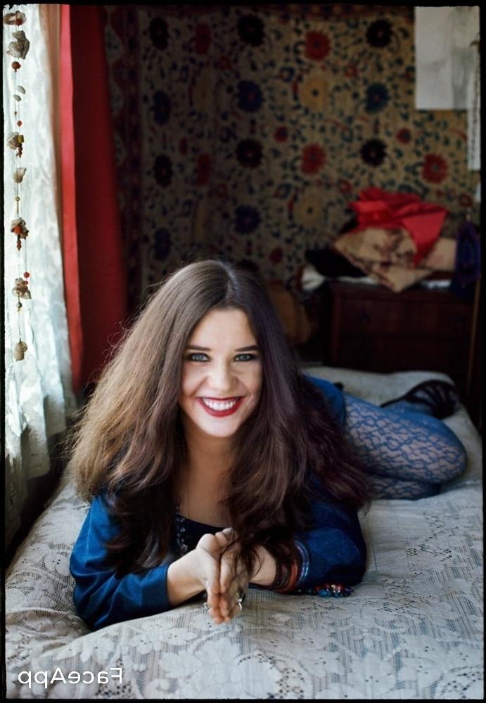 25P Celebrities younger or gender change with faceapp
