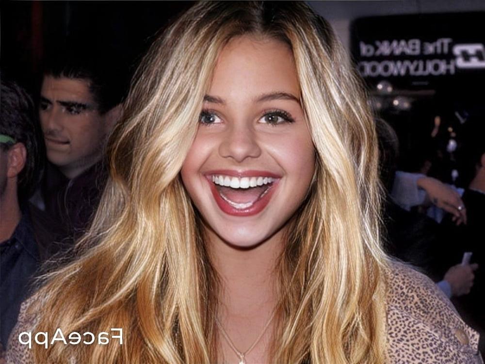 25P Celebrities younger or gender change with faceapp