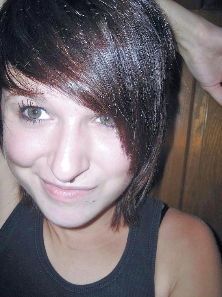 25P HOT EMO III