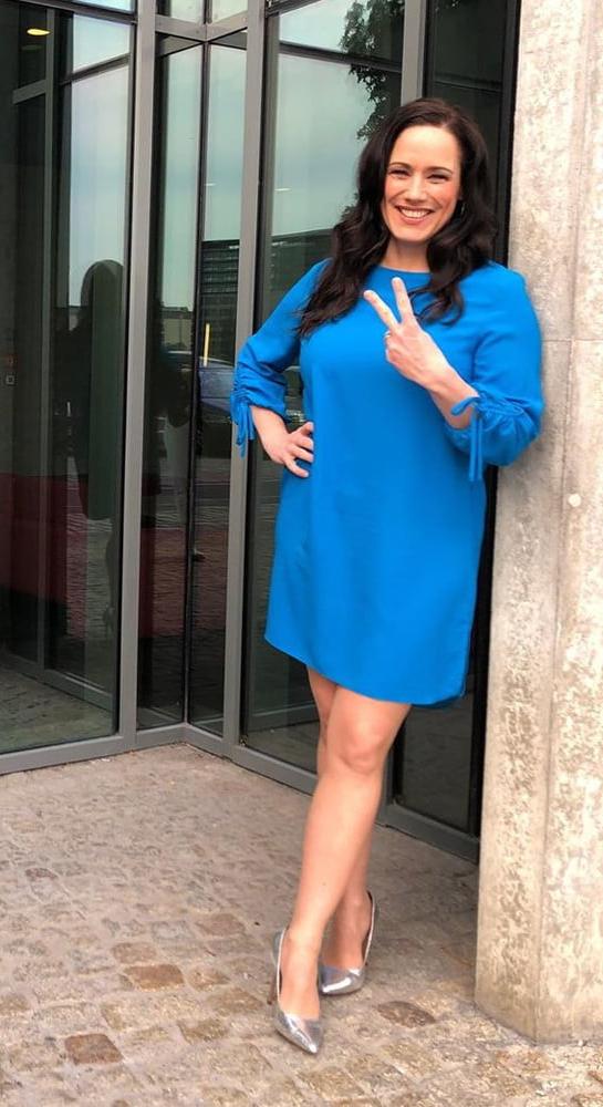25P Matures in blue dresses