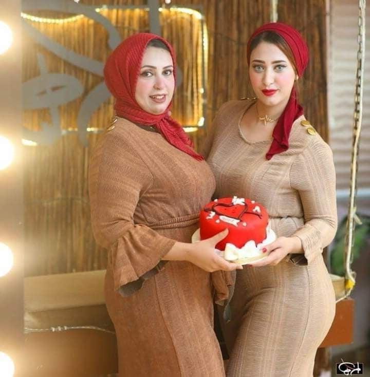25P housewife hijab mom