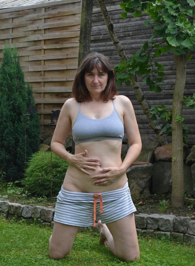 25P pics of a mom thats sexy hot