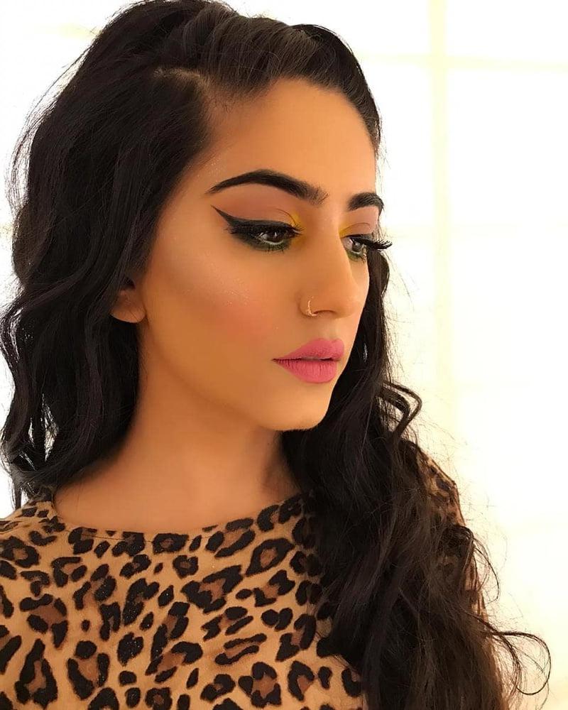 25P Paki Desi Cum Slut