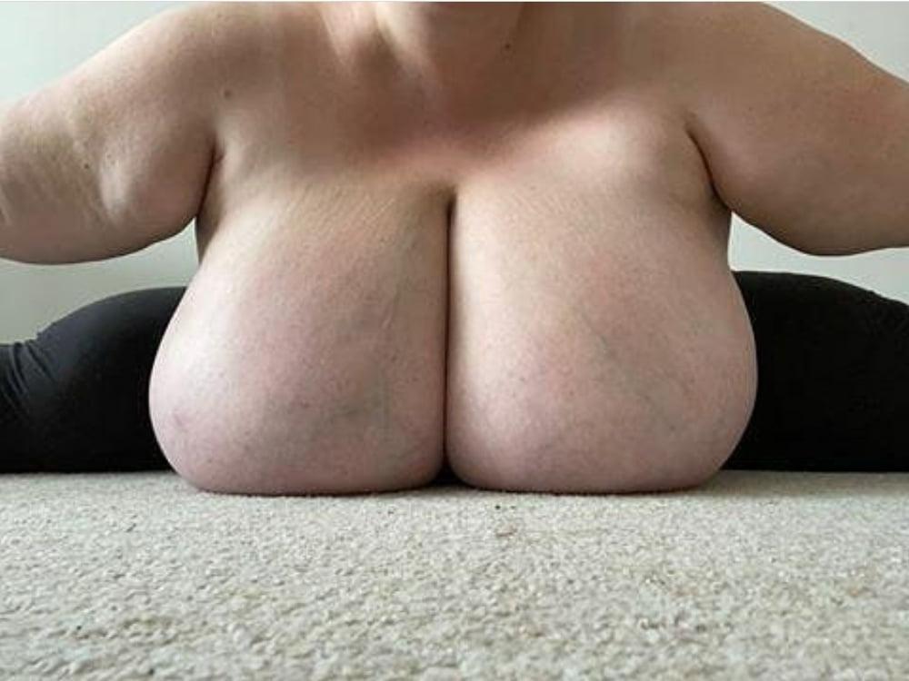 25P Big big boobs and tits