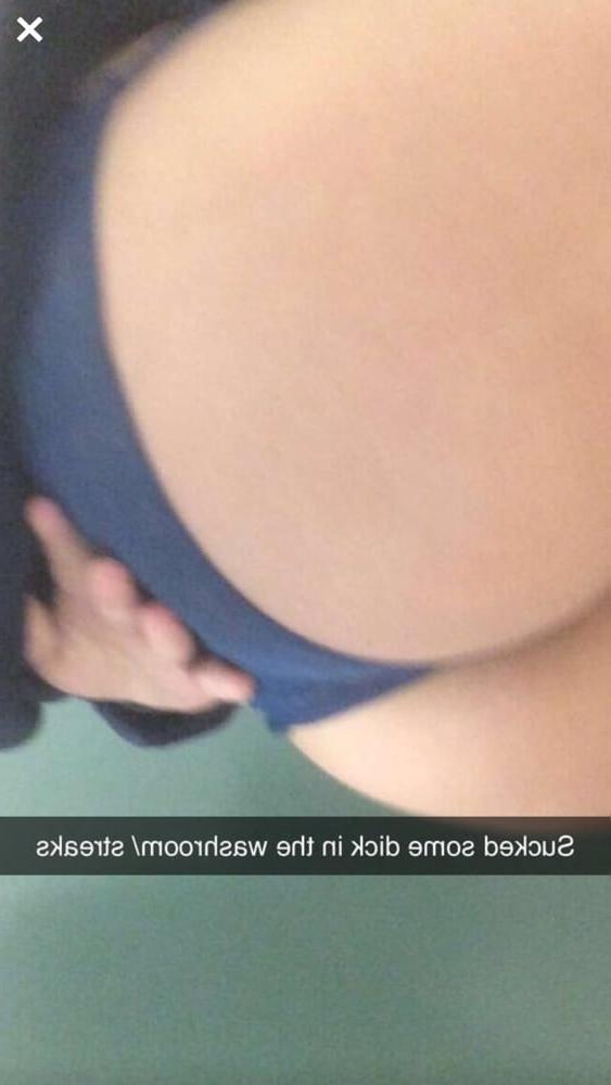25P That's what she posted 32 (Selfie in English)