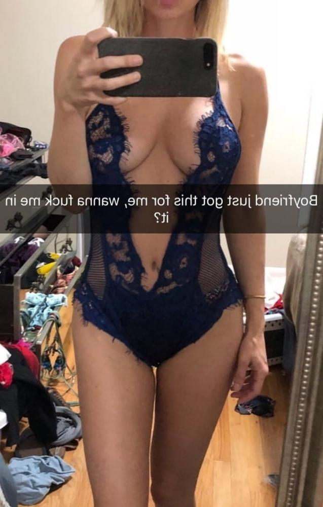 25P That's what she posted 32 (Selfie in English)