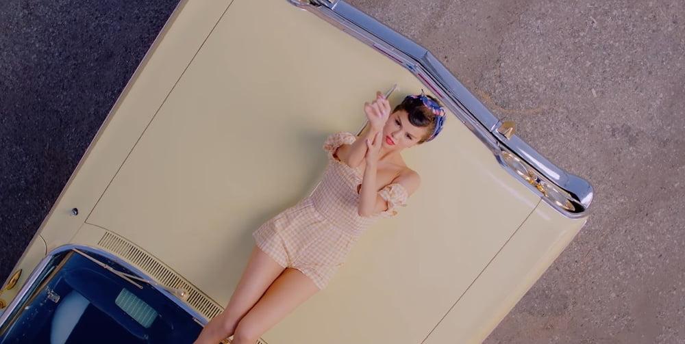 25P SELENA GOMEZ IS OUT NOW TO CUM HARD !!!!!!!!!!