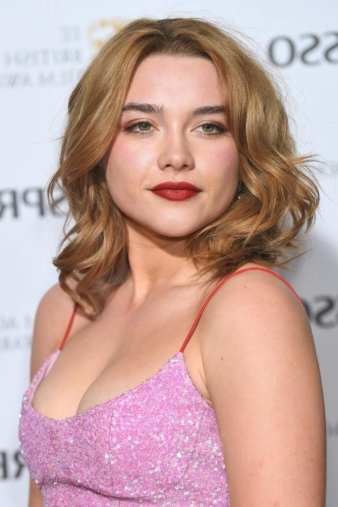 25P Florence Pugh Cum Museum