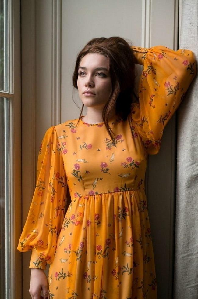25P Florence Pugh Cum Museum