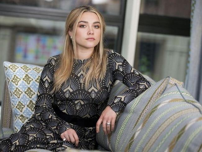 25P Florence Pugh Cum Museum