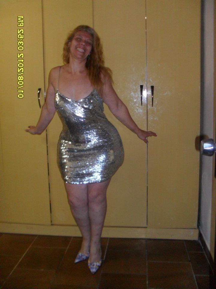 25P Wide Hips N Thicc Booty Mature Mamma
