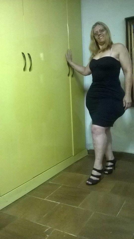 25P Wide Hips N Thicc Booty Mature Mamma