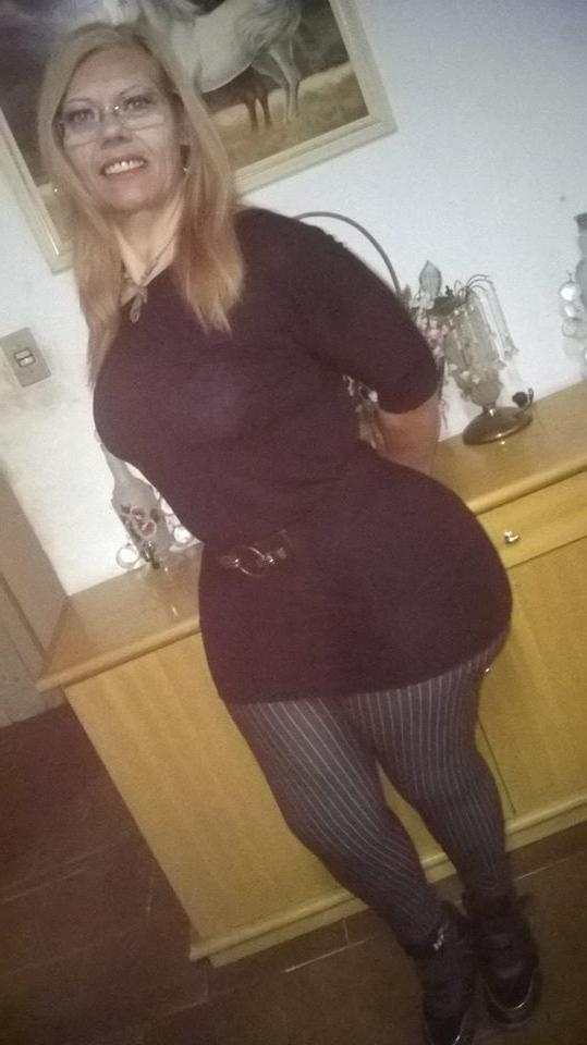 25P Wide Hips N Thicc Booty Mature Mamma