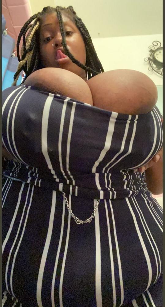 17P Ebony big boobs 3