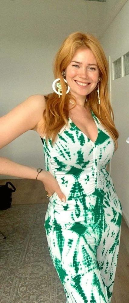 25P Best of Palina Rojinski Big Boobs jerk off