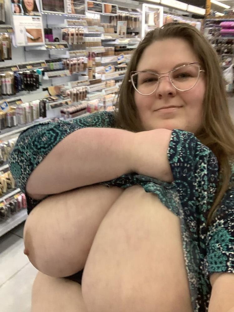 25P A Big Gallery of Big Tits to Cum Over