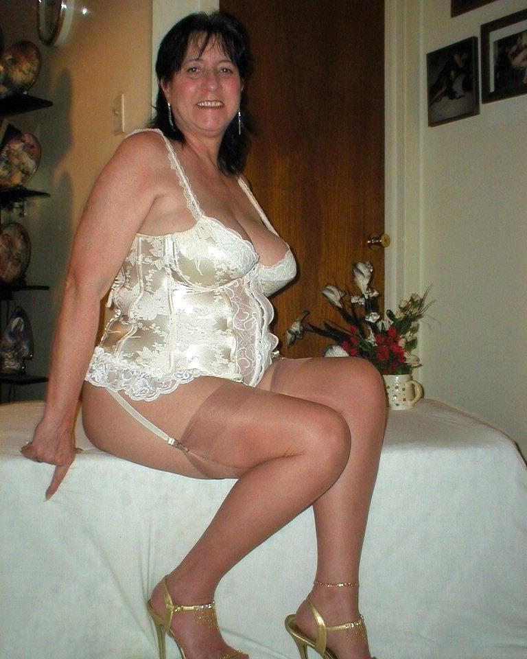 25P i like big and wild mature milf  mom