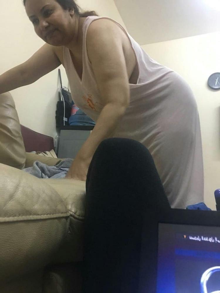 25P slut hijab housewife mature milf mom ass