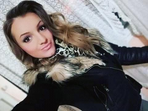 25P Serbian hot slut teen mom beautiful ass Nina Miladinovic