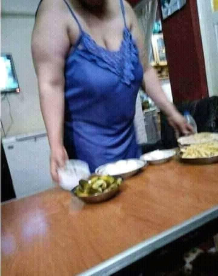 25P fucking whore mom