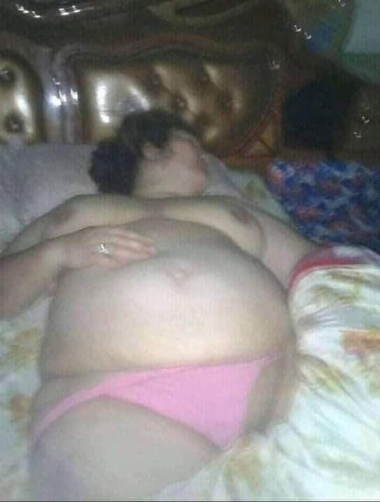 25P fucking whore mom
