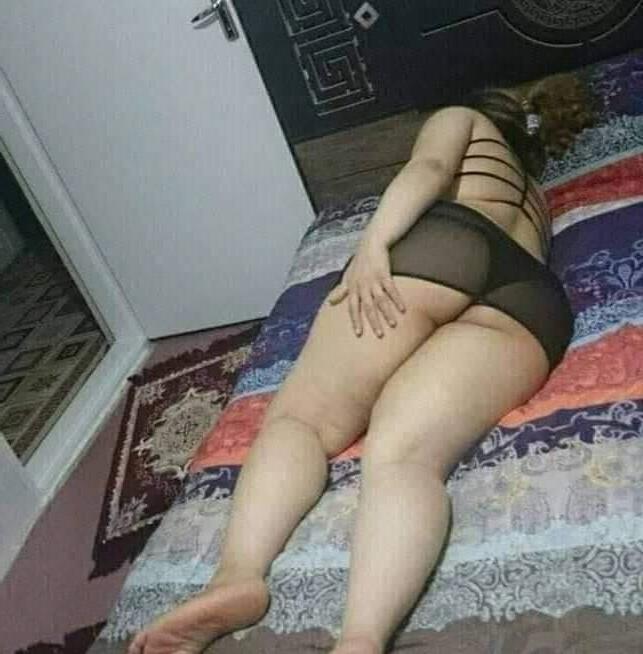 25P fucking whore mom