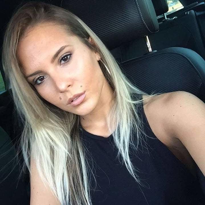 25P Croatian Teen Dora 21yrs
