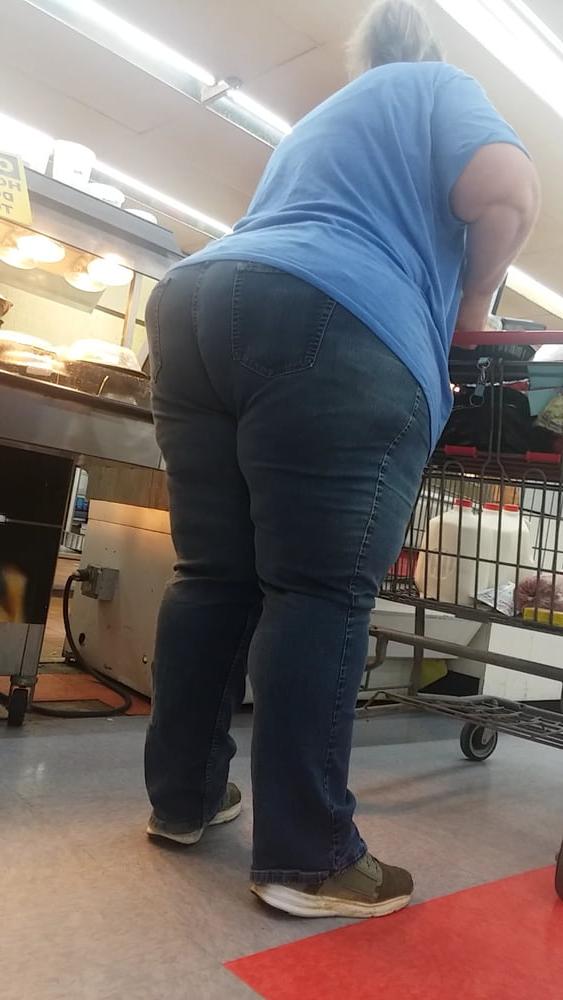 21P Fat white booty blue jeans