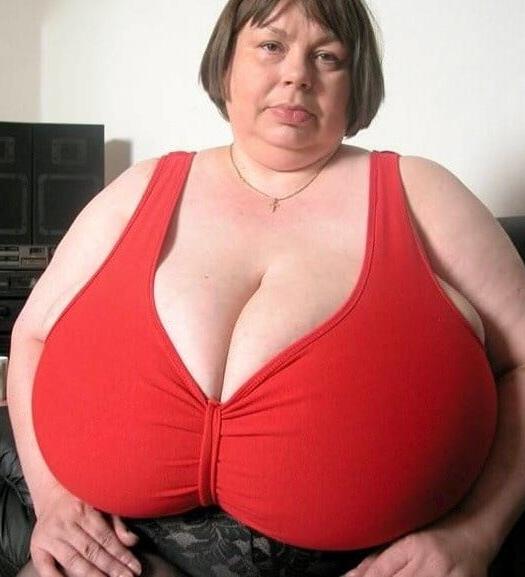 25P Big Boobs Mature 41