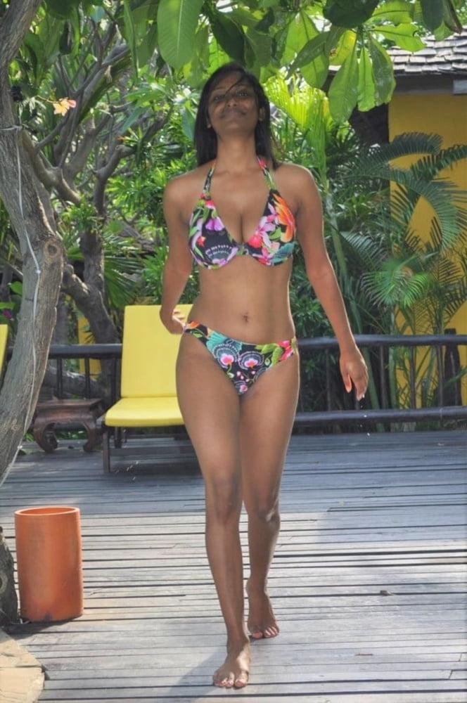 25P Indian big boobs young girl nude collection