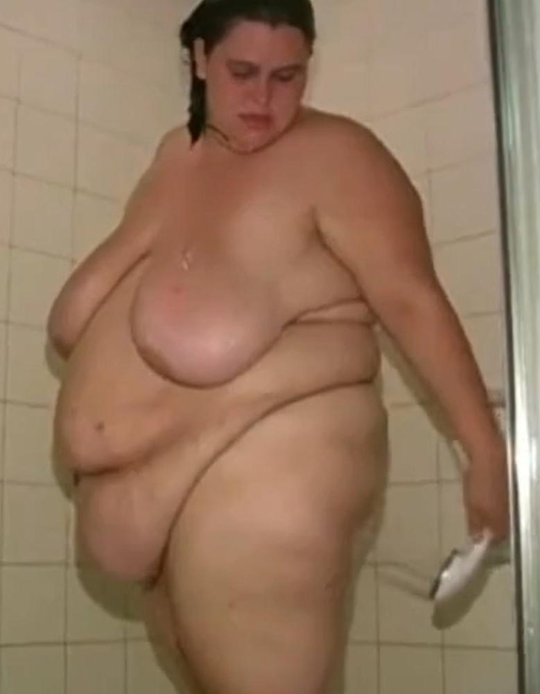 25P Dream Figure SSBBW Showering